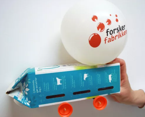 Bygg en ballongbil -experiment för barn