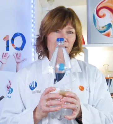 GÖR din egen flaskdykare-experiment-for-barn